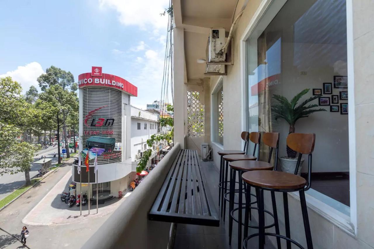 Scandinavian Apartment With Balcony In Bui Vien Bandar Ho Chi Minh Luaran gambar