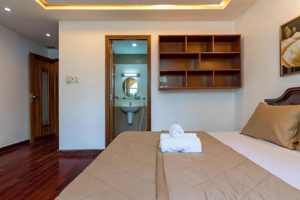 Scandinavian Apartment With Balcony In Bui Vien Bandar Ho Chi Minh Luaran gambar
